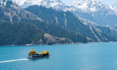 ทัวร์จีน เส้นทางสายไหม ซินเจียงเหนือ อูรุมฉี ขุยถุน แกรนด์แคนย่อนตู๋ซานจื่อ เขาเทียนซาน ทะเลสาบไซหลี่มู่ ไม่เข้าร้านรัฐบาล 