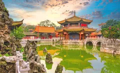 ทัวร์จีน คุนหมิง ฮุ่ยเจ๋อ จัตุรัสเหรียญโบราณ เมืองโบราณฮุ่ยเจ๋อ ทุ่งหญ้าฮุ่ยเจ๋อ วัดหยวนทง สวนน้ำตกคุนหมิง ถนนคนเดินจินปี้ลู่