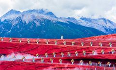 ทัวร์จีน สงกรานต์ คุนหมิง ต้าหลี่ วัดซงจ้านหลิน ภูเขาหิมะมังกรหยก ทะเลสาบไป๋สุยเหอ IMRRESSION LIJIANG
