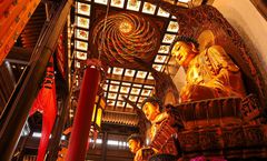 ทัวร์จีน เซี่ยงไฮ้ วัดพระหยกขาว วัดหลงหัว วัดจิ้งอัน หาดไว่ทาน เรือสำราญ Louis Vuitton ไม่เข้าร้านรัฐบาล