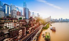 ทัวร์จีน ฉงชิ่ง อุทยานเขาผิงซาน หมู่บ้านโบราณฉือชวี่โขว่ ตึกตะเกียบ ถ้ำเถิงหลง นั่งรถไฟทะลุตึก ไม่เข้าร้านรัฐบาล