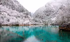 ทัวร์จีน เฉิงตู จิ่วจ้ายโกว อุทยานแห่งชาติจิ่วจ้ายโกว และ อุทยานสวรรค์ภูผาหิมะการ์เซียต๋ากู่ปิงชวน สะพานโบราณ 