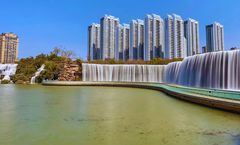 ทัวร์จีน คุนหมิง สวนน้ำตกคุนหมิง ชมดอก Blue Jacaranda ถนนเจียวฉางกลาง ภูเขาหิมะเจี้ยวจื่อ วัดหยวนทง