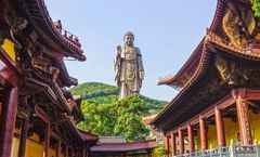 ทัวร์จีน ปีใหม่ เซี่ยงไฮ้ อู๋ซี หางโจว วัดพระใหญ่หลิงซาน หาดไว่ทาน หอไข่มุก ล่องเรือทะเลสาบซีหู ไม่เข้าร้านรัฐบาล