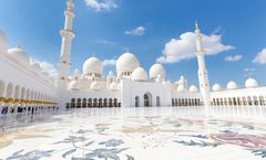 ทัวร์ดูไบ อาบูดาบี ตึกบุรจญ์เคาะลีฟะฮ์ ดูไบเฟรม GRAND MOSQUE ตึกบุรจญ์อัลอาหรับ นั่งรถไฟ MONORAIL โชว์ระบำหน้าท้อง 