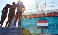 ทัวร์อังกฤษ ปีใหม่ แมนเชสเตอร์ ลอนดอน เสาหินสโตนเฮ้นจ์ สนามฟุตบอลโอลด์แทรฟฟอร์ด สนามฟุตบอลแอนฟิลด์ อิสระเต็มวัน