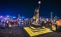 ทัวร์จีน ฮ่องกง กวางเจา จูไห่ วัดแชกงหมิว โรงละครหอยไข่มุก วัดต้าฝอ AVENUE OF STARS ถนนคนเดินเป่ยจิงลู่