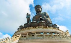 ทัวร์ฮ่องกง ดิสนีย์แลนด์ พระพุทธรูปเทียนถาน วัดทินหัว นั่งรถราง PEAK TRAM พักใจกลางแหล่งช้อปปิ้ง