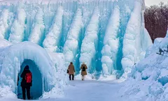 ทัวร์ญี่ปุ่น ฮอกไกโด ซัปโปโร เทศกาลน้ำแข็ง HYOTO LAKE SHIKOTSU ICE FESTIVAL นิงเกิ้ลเทอเรส กระเช้าภูเขาโมอิวะ อิสระเต็มวัน