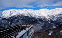 ทัวร์ญี่ปุ่น โอซาก้า หมู่บ้านชิราคาวาโกะ ปราสาทโอซาก้า HAKUBA MOUNTAIN HARBOR งานประดับไฟ นาบานาโนะ ซาโตะ 