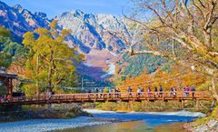 ทัวร์ญี่ปุ่น โอซาก้า นาโกย่า คามิโคจิ ปราสาทอินุยามะ สะพานเกะโระโอฮาชิ หมู่บ้านชิราคาวาโกะ วัดเบียวโดอิน