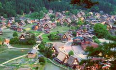 ทัวร์ญี่ปุ่น โอซาก้า ทาคายาม่า หมู่บ้านชิราคาวาโกะ ปราสาทโอซาก้า วัดคินคะคุจิ (บินตรงเชียงใหม่-โอซาก้า)