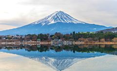 ทัวร์ญี่ปุ่น โอซาก้า โตเกียว วัดอาซะกุซ่า ภูเขาไฟฟูจิชั้น 5 ศาลเจ้าโคมิตาเกะ ศาลเจ้าฟูชิมิอินาริ อิสระเต็มวัน