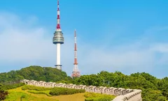 ทัวร์เกาหลี ฮ่องกง เกาหลี N Seoul Tower พระราชวังเคียงบ็อก วัดเจ้าแม่กวนอิมฮองฮำ หาดรีพลัสเบย์ LED display