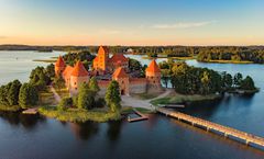 ทัวร์ฟินแลนด์ เอสโทเนีย ลัตเวีย ลิทัวเนีย ปราสาททราไค โบสถ์อเล็กซานเดอร์เนฟสกี้ อนุสาวรีย์ซิเบลิอุส