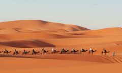 ทัวร์โมร็อกโก คาซาบลังกา เมอร์ซูก้า เมืองสีฟ้าเชฟชาอูน มัสยิดฮัสซันที่ 2 แอตลาส สตูดิโอ ขี่อูฐทะเลทรายซาฮาร่า รวมวีซ่า