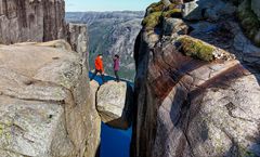 ทัวร์เดนมาร์ก นอร์เวย์ ไพรเกสตูเลน เชอรัคโบลเทน โทรลพิคเคน อนุสาวรีย์ดาบในหิน ล่องเรือไลเซฟยอร์ด รวมวีซ่า+ค่าทิปแล้ว