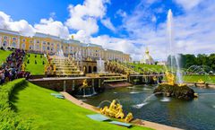 ทัวร์รัสเซีย มอสโคว์ St Petersburg พระราชวังเครมลิน พระราชวังฤดูร้อนปีเตอร์ฮอฟ มหาวิหารเซนต์บาซิล จัตุรัสแดง