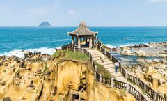 ทัวร์ไต้หวัน ไทจง ผิงซี เกาะเหอเผิง ทะเลสาบสุริยันจันทรา ฟาร์มดอกไม้จงเซ่อ วัดหลงซาน ตึกไทเป 101