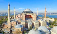 ทัวร์ตุรกี อิสตันบูล คัปปาโดเกีย ปามุคคาเล่ ฮิปโปโดรม สุเหร่าเซนต์โซเฟีย หุบเขาอุซิซาร์ สุสานอะตาเติร์ก