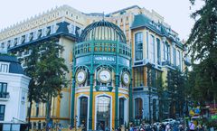 ทัวร์เวียดนาม สงกรานต์ ฮานอย ซาปา นั่งรถรางขึ้นกระเช้าฟานซีปัน วัดเฉินก๊วก ทะเลสาบคืนดา Mega Grand World