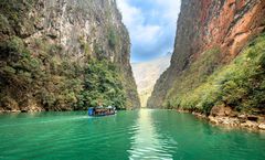 โปร 12.12 ลด 800/ที่, รูดบัตรฟรี, ผ่อน0% จองภายใน 11-25 ธ.ค.68 : ทัวร์เวียดนาม ปีใหม่ ฮาหยาง ตามด๋าว ล่องเรือมาปีแลง โบสถ์หินโบราณตามด๋าว หมู่บ้านโลโล๋จ๋าย Gio Cafe