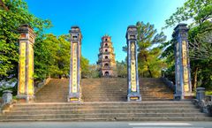 ทัวร์เวียดนาม ดานัง เว้ ฮอยอัน บานาฮิลล์ วัดเจดีย์เทียนมู่ ล่องเรือแม่น้ำหอม เมืองโบราณฮอยอัน พักบานาฮิลล์