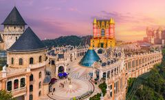 ทัวร์เวียดนาม ดานัง ฮอยอัน บานาฮิลล์ สวนสนุก The Fantasy Park สะพานสีทอง เมืองโบราณฮอยอัน พักบานาฮิลล์ 2 คืน ไม่เข้าร้านรัฐบาล