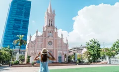 ทัวร์เวียดนาม ดานัง ฮอยอัน บานาฮิลล์ โบสถ์สีชมพู เมืองโบราณฮอยอัน พักบานาฮิลล์ ไม่เข้าร้านรัฐบาล