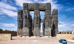 ทัวร์จอร์เจีย ทบิลิซี่ คาซเบกี้ โบสถ์เกอร์เกตี้ อนุสาวรีย์ประวัติศาสตร์จอร์เจีย ป้อมนาริคาล่า