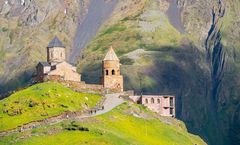 ทัวร์จอร์เจีย สงกรานต์ ทบิลิซี่ กูดาอูรี ทะเลสาบโลโปต้า โบสถ์เกอร์เกตี้ อนุสาวรีย์ประวัติศาสตร์จอร์เจีย