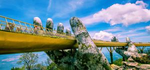 ทัวร์เวียดนาม ดานัง เว้ บานาฮิลล์ สะพานมังกร สะพานสีทอง พิเศษนั่งเรือกระด้ง พักบานาฮิลล์ 1 คืน