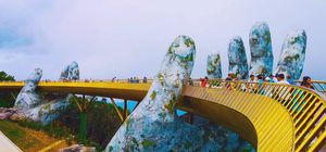 ทัวร์เวียดนาม ดานัง ฮอยอัน สะพานมือทอง วัดหลินอึ๋ง สะพานมังกร ล่องเรือกระด้ง พักบานาฮิลล์ 1 คืน
