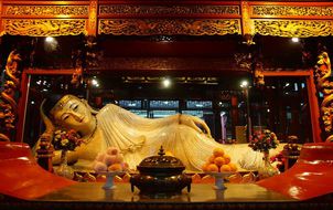ทัวร์จีน เซี่ยงไฮ้ จินเหมาทาวเวอร์ ถนนนานกิง หาดไว่ทาน วัดพระหยกขาว นั่งรถไฟแม่เหล็ก Maglev
