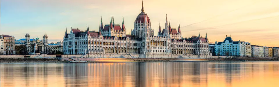 ทัวร์ฮังการี ใบไม้เปลี่ยนสี 2568 - 2569 ชมสีสันใบไม้แดง ทัวร์ฮังการี ใบไม้เปลี่ยนสี 2568 - 2569 ชมสีสันใบไม้แดง